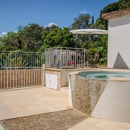 Вилла Golfe St-tropez - Piscine Jacuzzi 200m